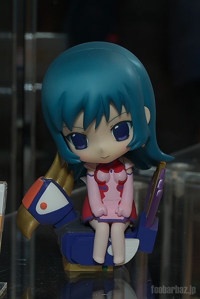 02nendroid05