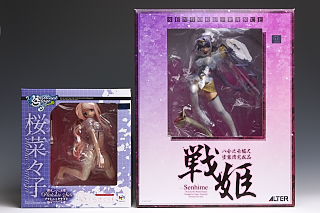 [買い物] メガハウス桜奈々子限定版，アルター戦姫，東方痛車「不夜城レッド」