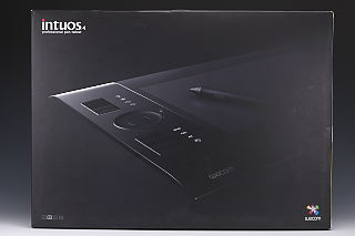 [買い物] Wacom Intuos4，GSCユニティメイ，左手用ゲーミングキーボード