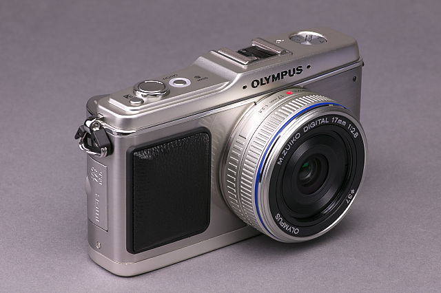 [DSCレビュー] OLYMPUS PEN E-P1 (外観編)