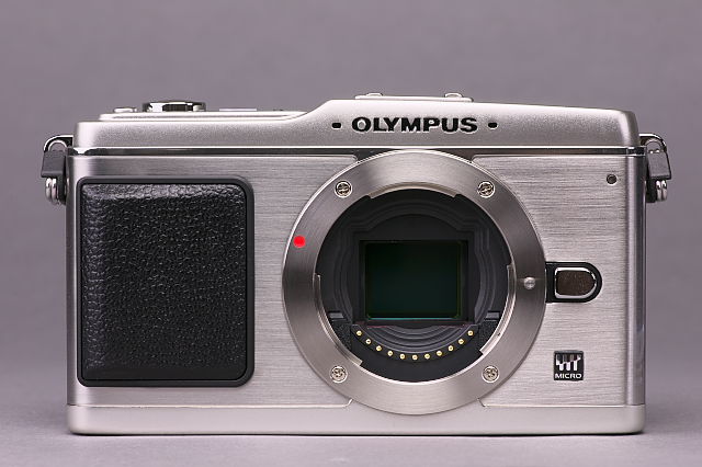 [DSCレビュー] OLYMPUS PEN E-P1 (外観編)