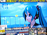 初音ミクDIVA2発売　ソフマップの購入列がすごいことに - アキバBlog