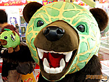 メロン熊着ぐるみ　「メロン熊怖エェw」「怖いクマー！」 - アキバBlog