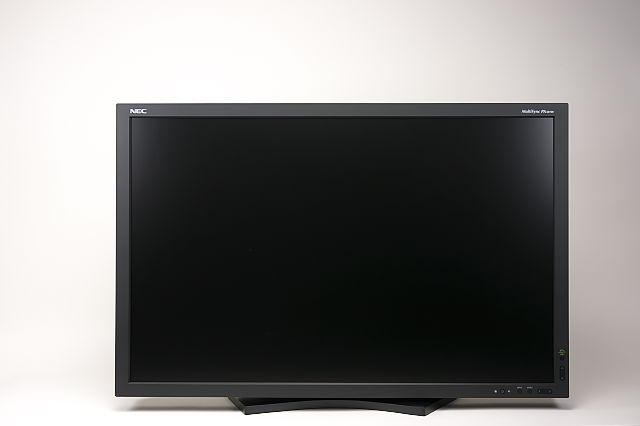 [PCレビュー] NEC 29.8型液晶ディスプレイ MultiSync LCD-PA301W