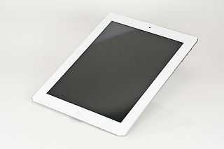 [ガジェットレビュー] Apple iPad 2，iPad Smart Cover，simplism スマートバックカバー